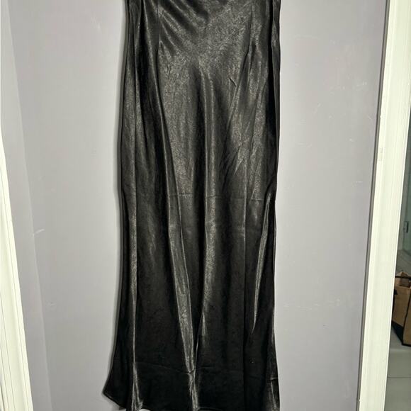 Charlie Holiday Black Pull On Midi Skirt With Side Zipper Size 2 - Picture 5 of 7